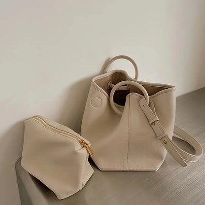 Beuteltasche aus PU-Kunstleder mit Etui