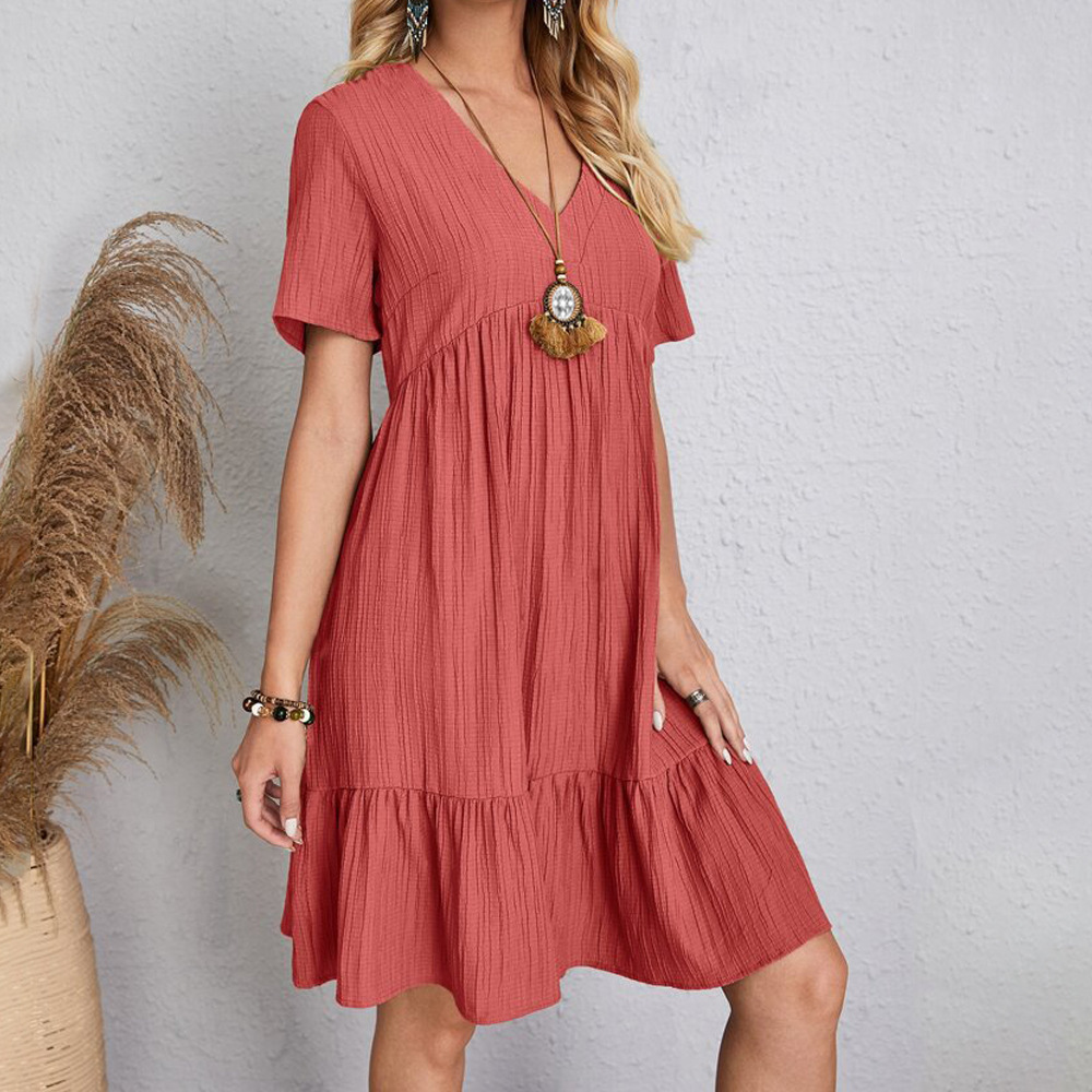 Einfarbiges Babydoll-Kleid mit V-Ausschnitt „Carla“