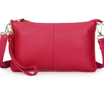 Crossbody-Clutch aus Kunstleder