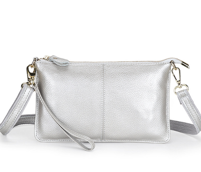 Crossbody-Clutch aus Kunstleder