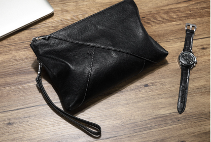Herren-Clutch aus Leder im Umschlagformat