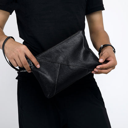 Herren-Clutch aus Leder im Umschlagformat