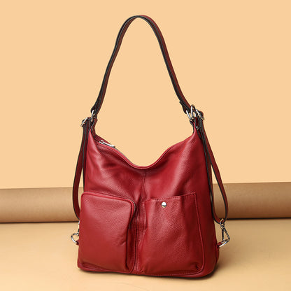 Wandelbare Schultertasche aus genarbtem Leder