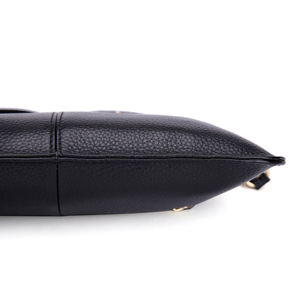 Crossbody-Clutch aus Kunstleder