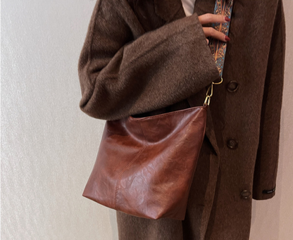 Lässige Schultertasche aus PU-Kunstleder