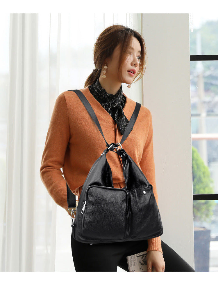 Wandelbare Schultertasche aus genarbtem Leder