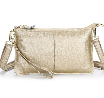 Crossbody-Clutch aus Kunstleder