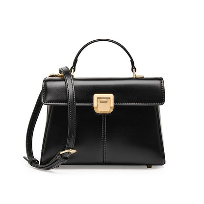 Schultertasche aus Leder mit Schnalle