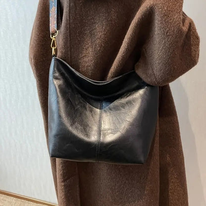 Lässige Schultertasche aus PU-Kunstleder