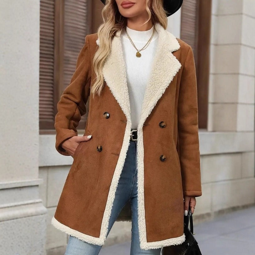 Double-Breasted Sherpa-Lined Coat “Runa”