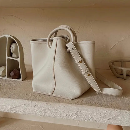 Beuteltasche aus PU-Kunstleder mit Etui