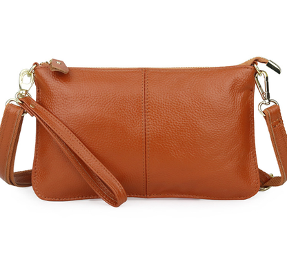 Crossbody-Clutch aus Kunstleder