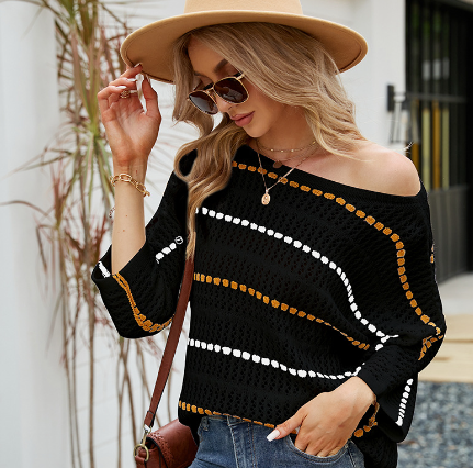 Gestreiftes Strickshirt mit Lochmuster „Nadia“
