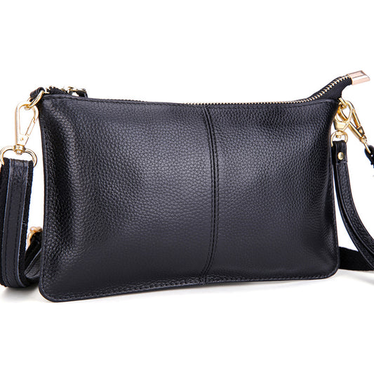 Crossbody-Clutch aus Kunstleder
