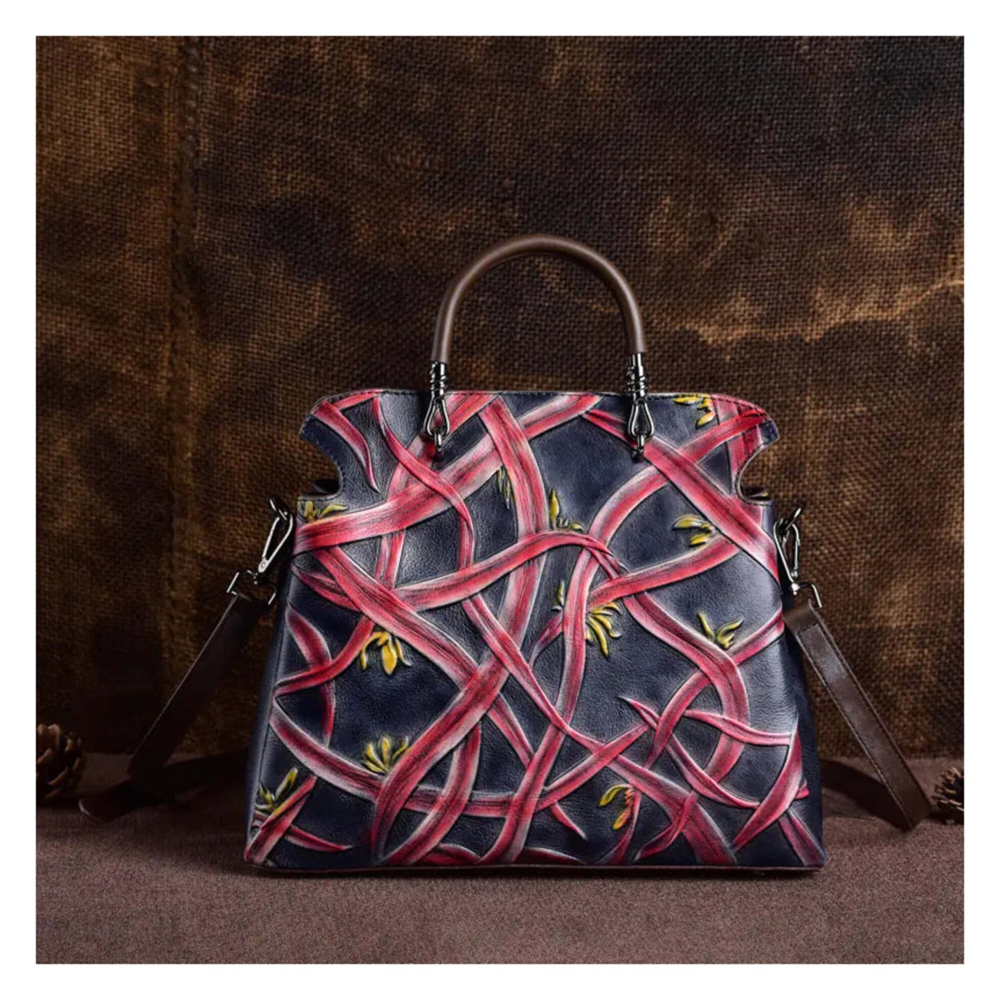 Vintage-Ledertasche mit Blumenmuster und Umhängetasche