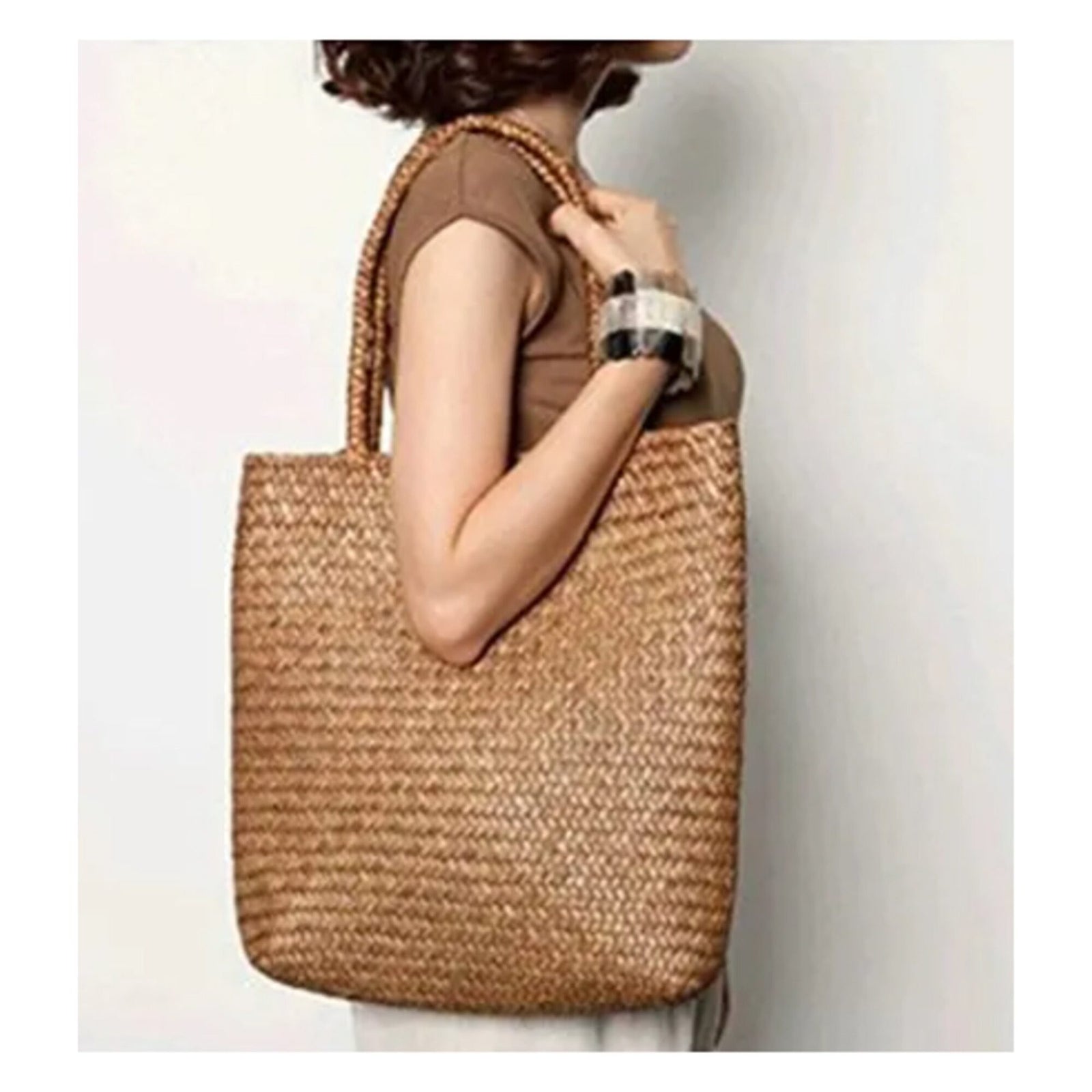 Eco-Chic Straw Shoulder Bag "Mykonos"